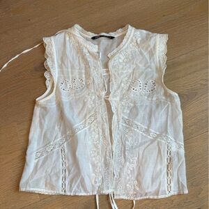 Zara Cream Lace Detailed Blouse